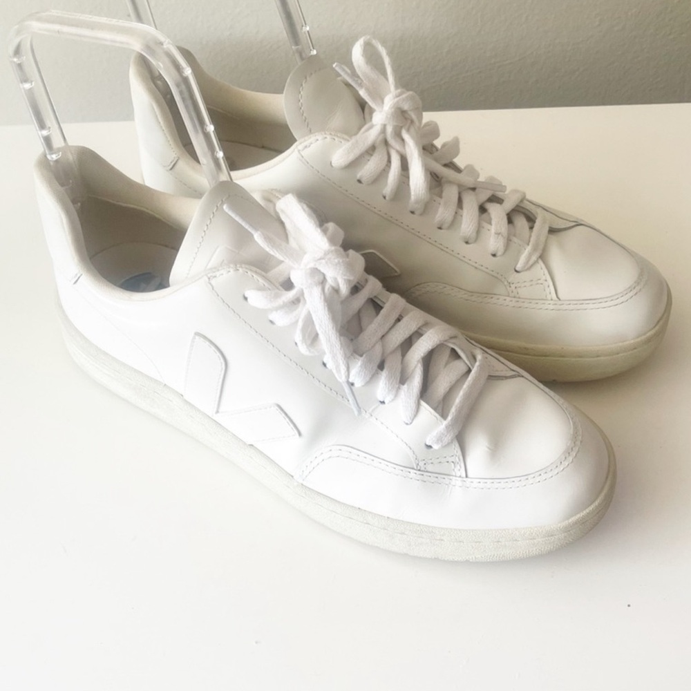 VEJA sneakers size 10